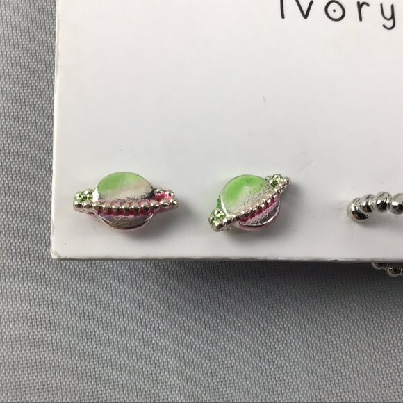 IVORY ELLA Bracelets and Earrings Bundle Set - Picture 7 of 10